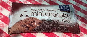 Sprinkle about 1/8 of a bag on each slice.  (Photo by K.Nollet, 2015)