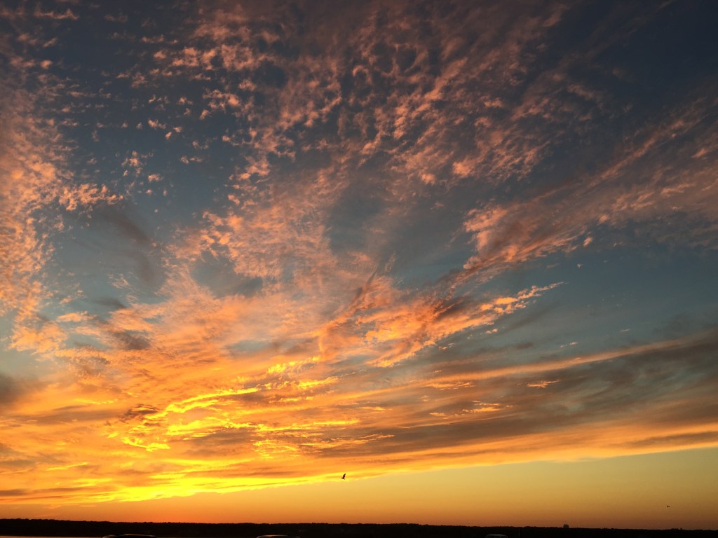 The western sky, about 35 minutes later.